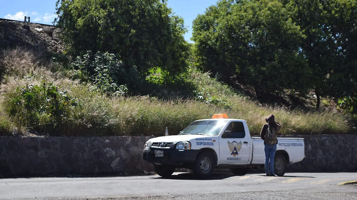 Detectan más sitios en los que migrantes se detienen a solicitar apoyo. Foto Jacob Cabello